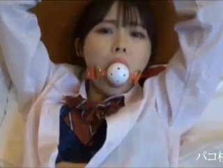 上门干大奶少妇 舔屌跪在床上深喉口交 翘起大屁股后入 抬起腿侧入抽插猛操